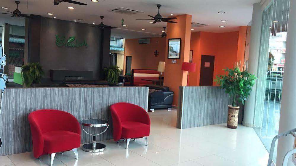 Greenleaf Hotel Kuantan Bagian luar foto